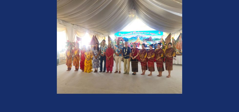  The talented children of Sri Sathya Sai School Sri Sathya Sai School Lao PDR showcased a beautiful Indian dance performance at the Pi Mai (Lao New Year) celebration organized by the Ministry of Foreign Affairs, Lao PDR.  ????